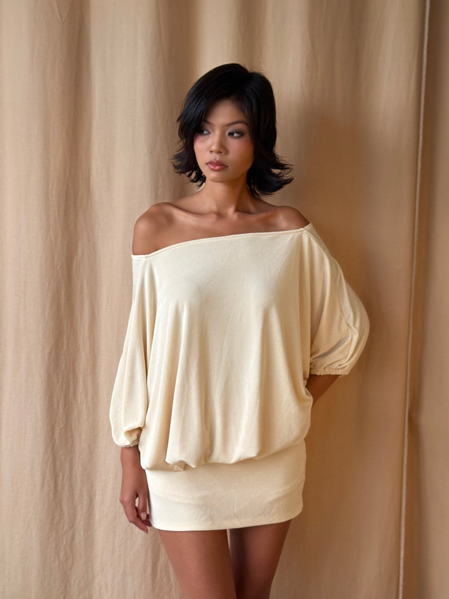 Vivian dress - Backless tie mini (champaign)