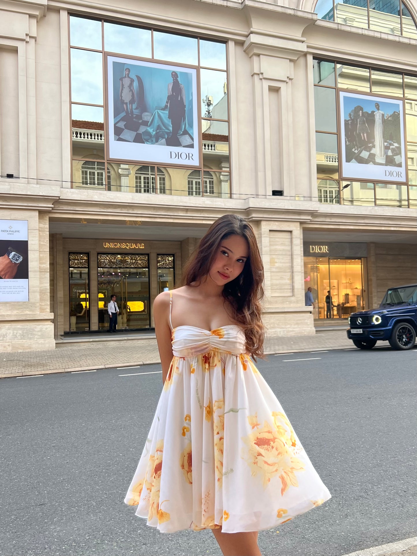 Dahlia dress - Orange flowers fluffy mini