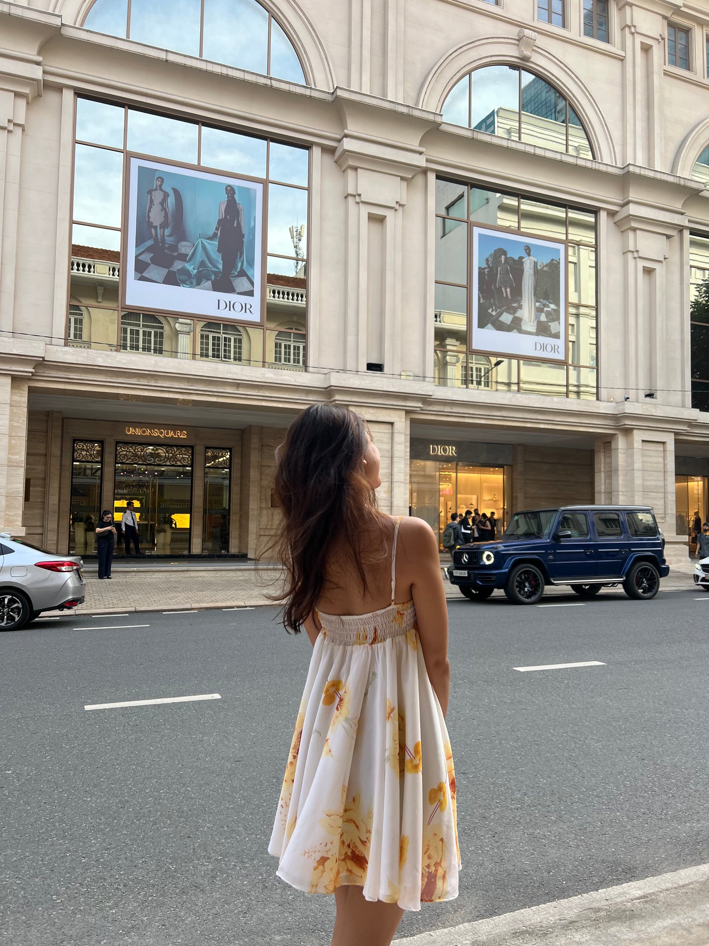 Dahlia dress - Orange flowers fluffy mini