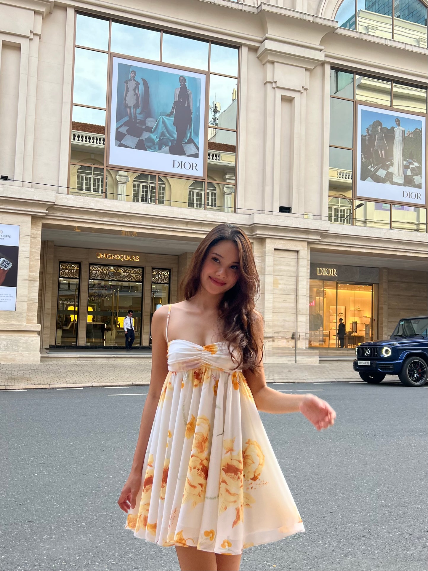 Dahlia dress - Orange flowers fluffy mini