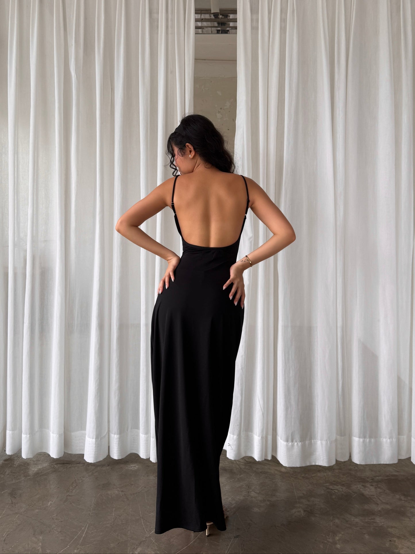 Poline dress - backless dress